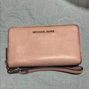 Michael Kors Blush Leather Wristlet